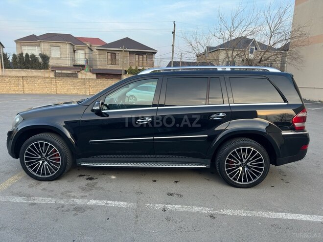 Mercedes GL 550-3