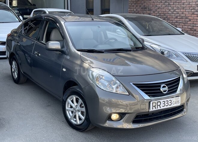 Nissan Sunny-14