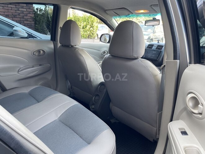 Nissan Sunny-8