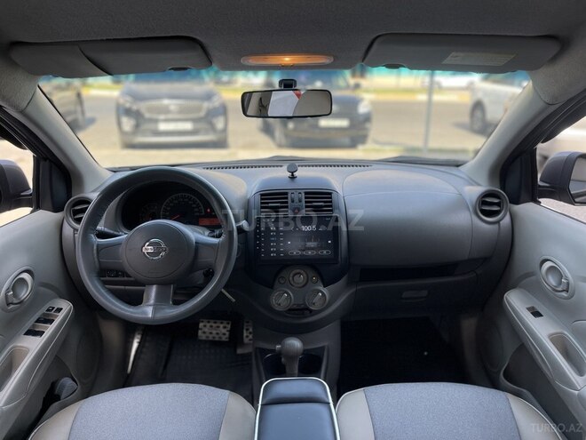 Nissan Sunny-5