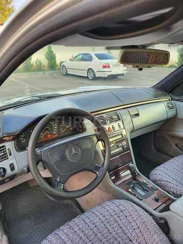 Mercedes E 280 1998, 450,000 km - 2.8 l - Bakı