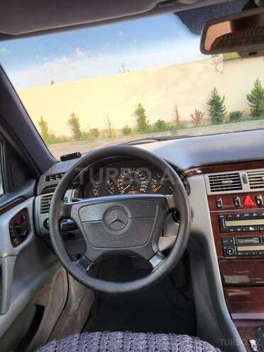 Mercedes E 280 1998, 450,000 km - 2.8 l - Bakı