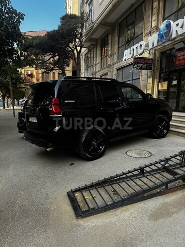 Toyota Land Cruiser Prado-2