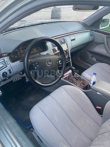 Mercedes E 200 d 2000, 500,000 km - 2.2 l - Bakı