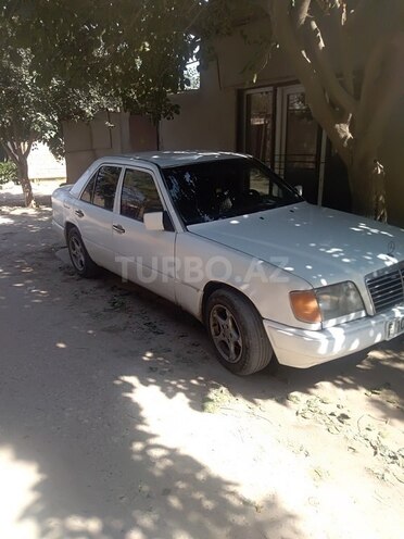Mercedes E 200 d 1994, 415,000 km - 2.0 l - Bakı