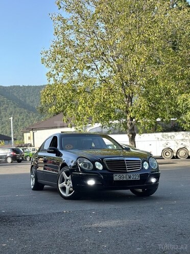 Mercedes E 240 2002, 298,000 km - 2.6 l - Qəbələ