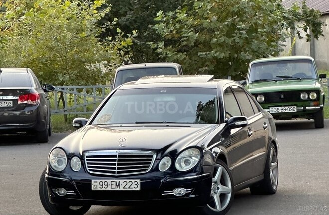 Mercedes E 240 2002, 298,000 km - 2.6 l - Qəbələ