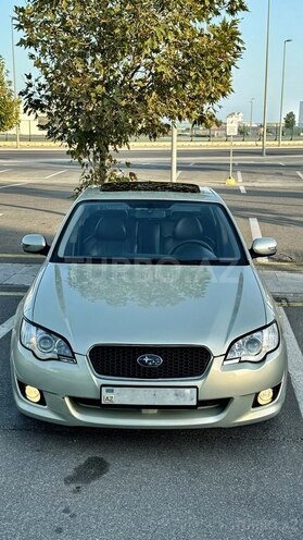 Subaru Legacy-1