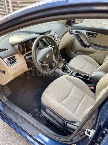 Hyundai Elantra 2015, 107,000 km - 1.8 l - Bakı