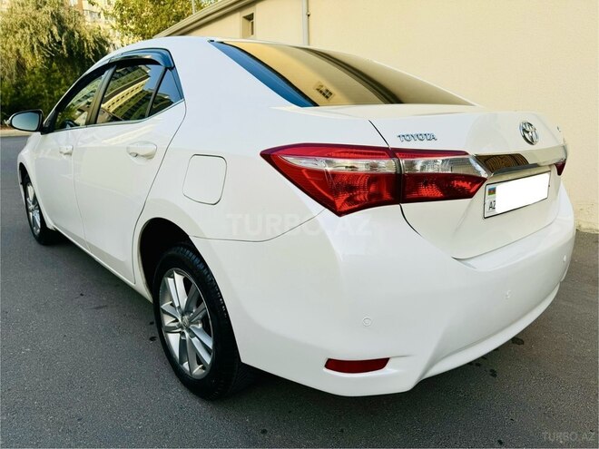 Toyota Corolla 2014, 139,000 km - 1.6 л - Bakı