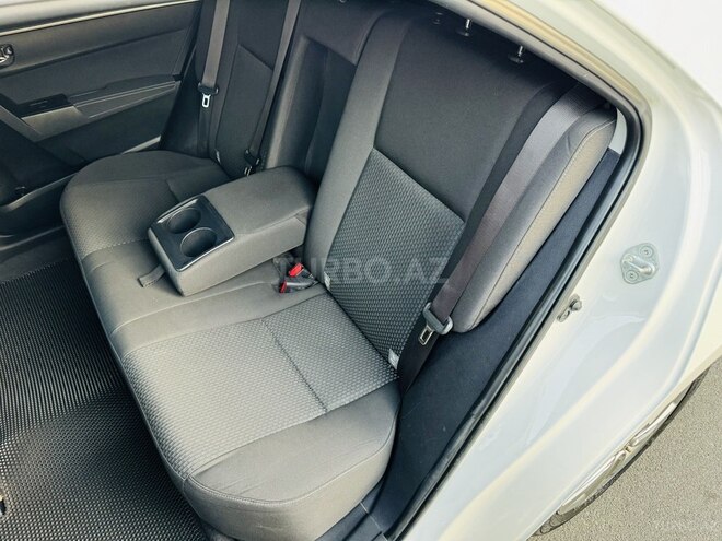 Toyota Corolla 2014, 139,000 km - 1.6 л - Bakı