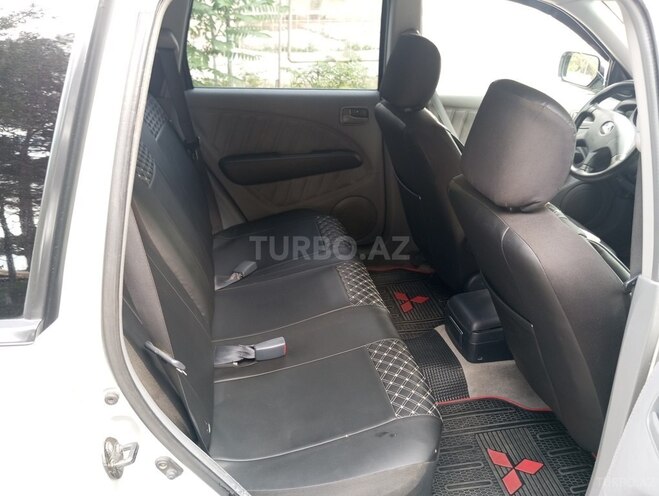 Mitsubishi Airtrek 2002, 450,000 km - 2.0 л - Sumqayıt