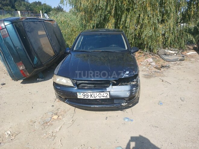 Opel Vectra 2000, 280,000 km - 1.6 l - Bakı