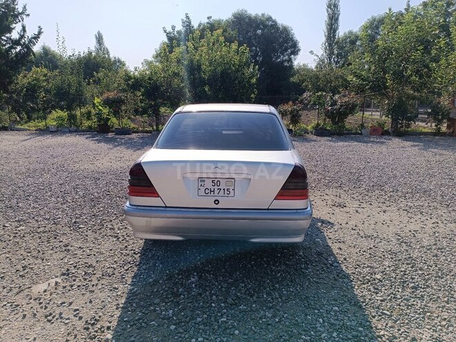 Mercedes C 230 1997, 413,692 km - 2.3 l - Zərdab