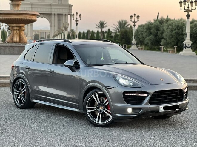 Porsche Cayenne GTS 2013, 170,000 km - 4.8 l - Gəncə