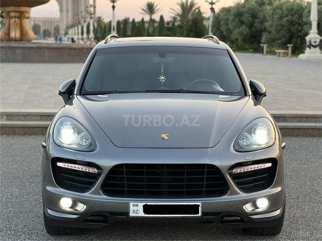 Porsche Cayenne GTS 2013, 170,000 km - 4.8 l - Gəncə