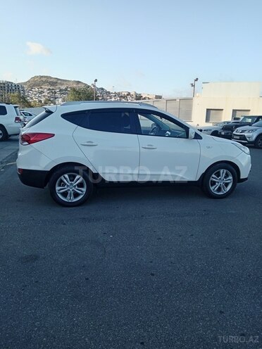 Hyundai ix35 2011, 313,000 km - 2.4 l - Bakı