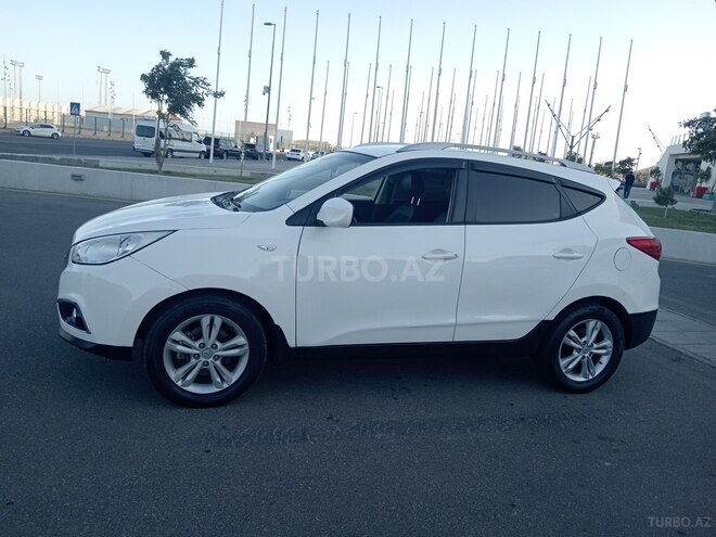 Hyundai ix35 2011, 313,000 km - 2.4 l - Bakı