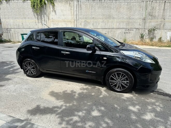 Nissan Leaf 2015, 62,000 km - 0.0 l - Bakı