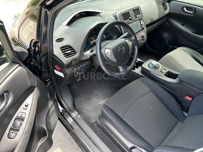 Nissan Leaf 2015, 62,000 km - 0.0 l - Bakı