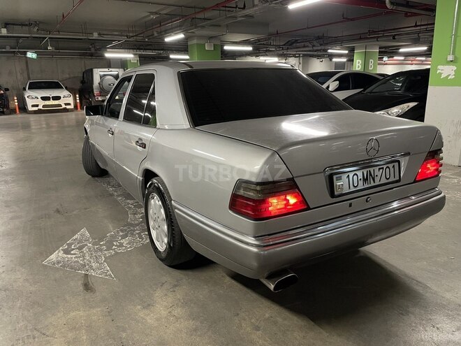 Mercedes E 220 1994, 555,000 km - 2.2 л - Ağcabədi