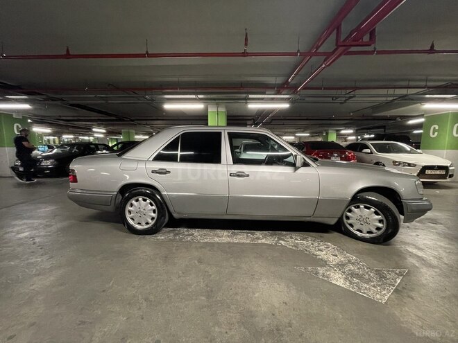 Mercedes E 220 1994, 555,000 km - 2.2 л - Ağcabədi
