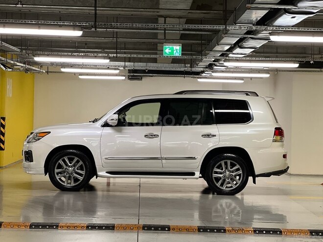 Lexus LX 570-3