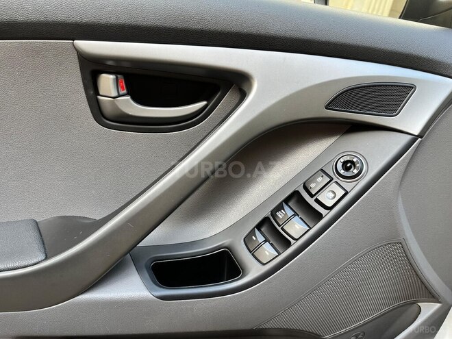 Hyundai Elantra 2016, 171,000 km - 1.8 l - Bakı