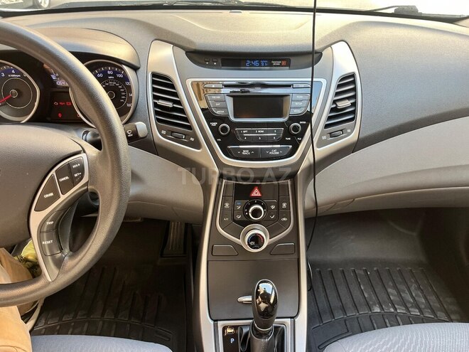 Hyundai Elantra 2016, 171,000 km - 1.8 l - Bakı