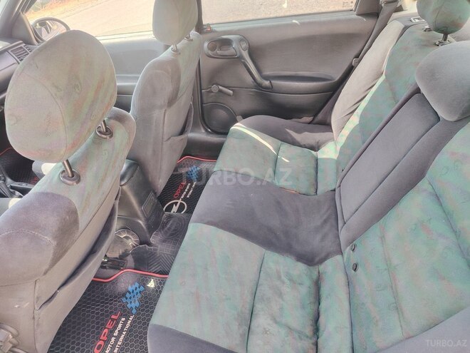 Opel Vectra 1996, 350,000 km - 2.0 l - Sabirabad