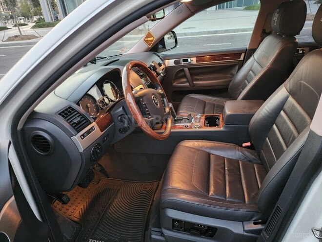 Volkswagen Touareg-4