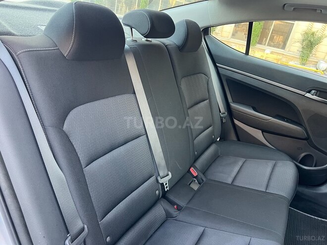 Hyundai Elantra 2017, 90,000 km - 2.0 l - Bakı