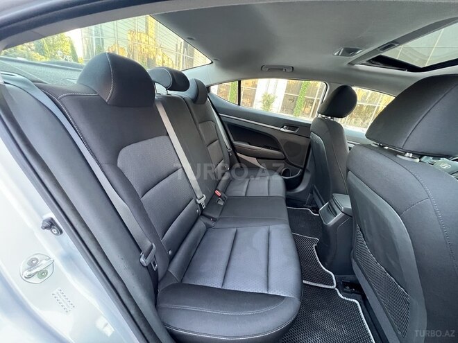 Hyundai Elantra 2017, 90,000 km - 2.0 l - Bakı