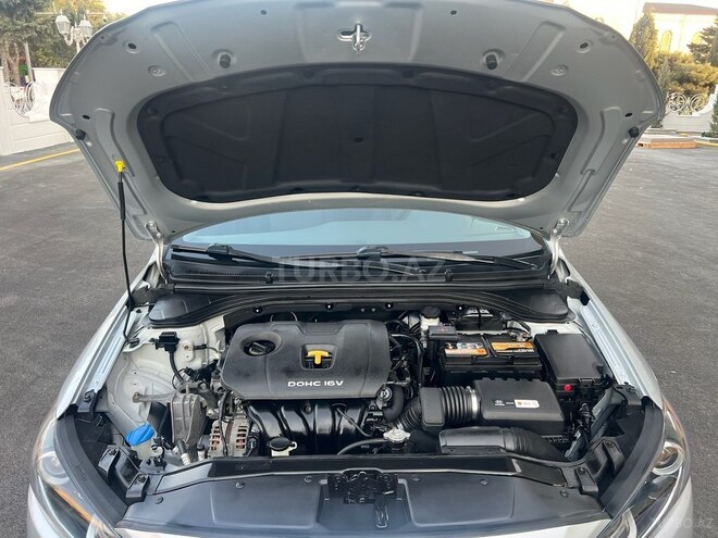 Hyundai Elantra 2017, 90,000 km - 2.0 l - Bakı
