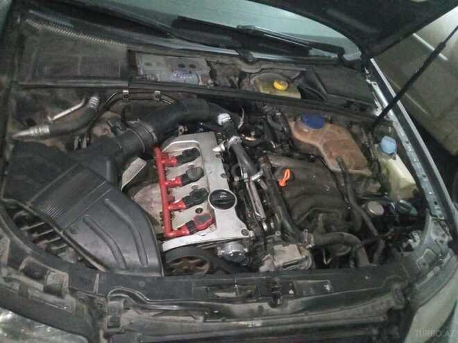 Audi A4 2005, 245,000 km - 2.0 l - Bakı