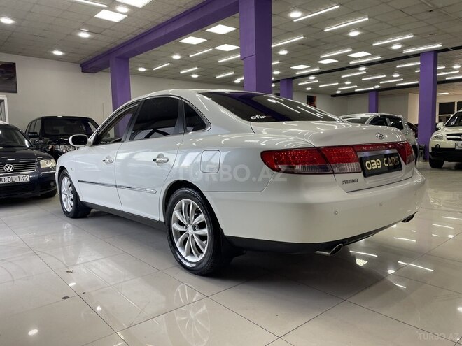 Hyundai Grandeur-8