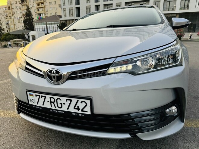 Toyota Corolla 2017, 92,000 km - 1.6 l - Bakı