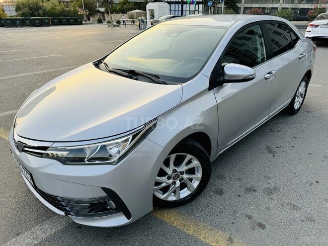 Toyota Corolla 2017, 92,000 km - 1.6 l - Bakı