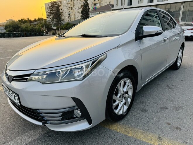 Toyota Corolla 2017, 92,000 km - 1.6 l - Bakı