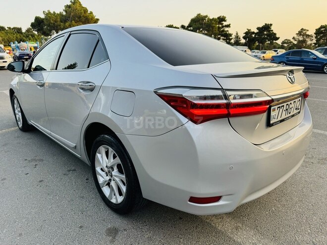 Toyota Corolla 2017, 92,000 km - 1.6 l - Bakı