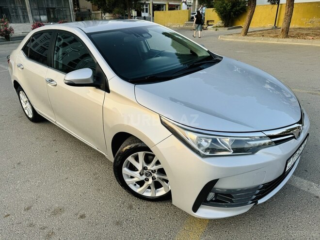 Toyota Corolla 2017, 92,000 km - 1.6 l - Bakı
