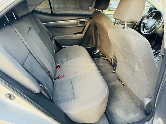Toyota Corolla 2017, 92,000 km - 1.6 l - Bakı