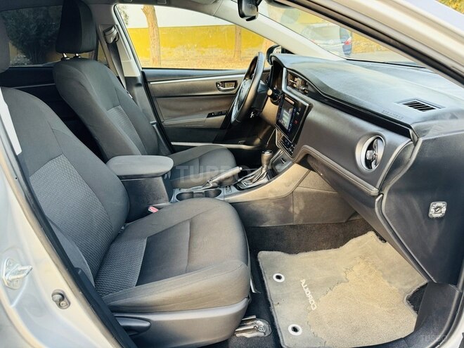 Toyota Corolla 2017, 92,000 km - 1.6 l - Bakı