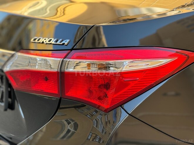 Toyota Corolla 2014, 215,000 km - 1.6 l - Bakı