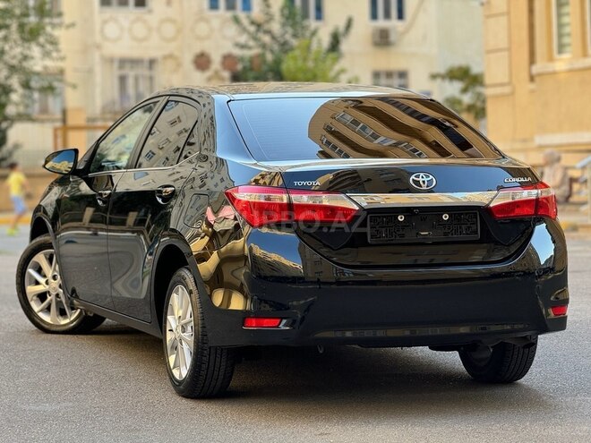 Toyota Corolla 2014, 215,000 km - 1.6 l - Bakı