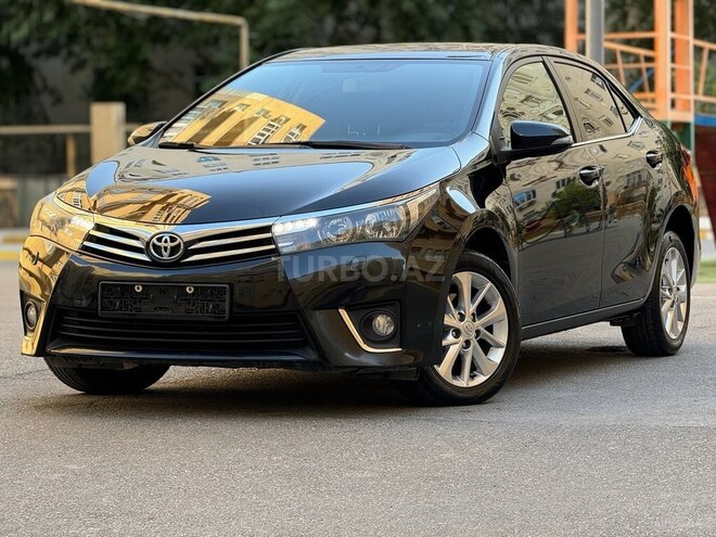 Toyota Corolla 2014, 215,000 km - 1.6 l - Bakı