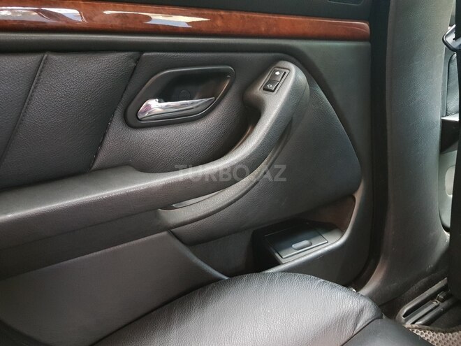 BMW 530 2002, 185,000 km - 3.0 л - Bakı