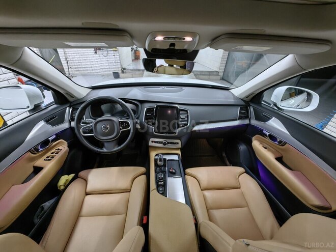 Volvo XC90-3