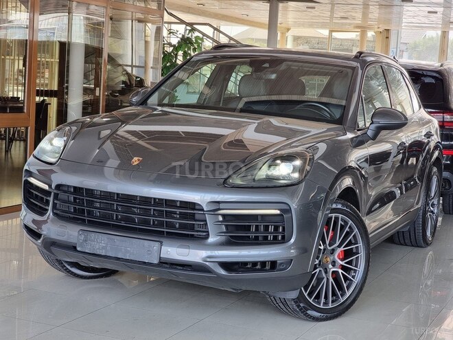 Porsche Cayenne-4