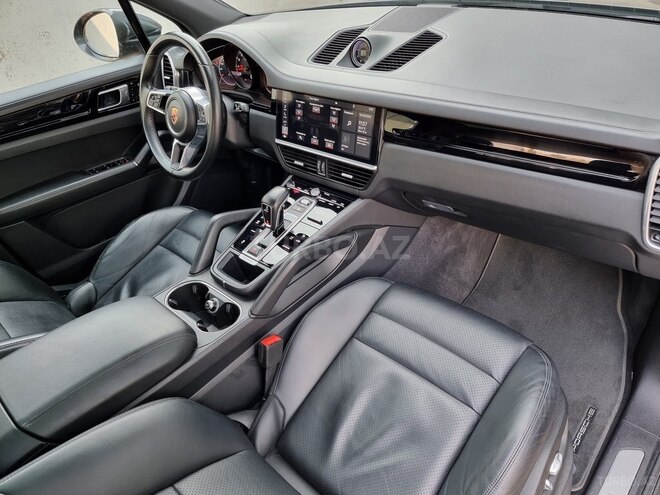 Porsche Cayenne-14